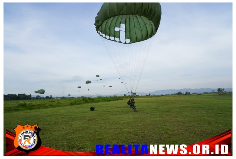 Wing Day Para Dasar Taruna Akmil Tk IV - REALITANEWS.OR.ID