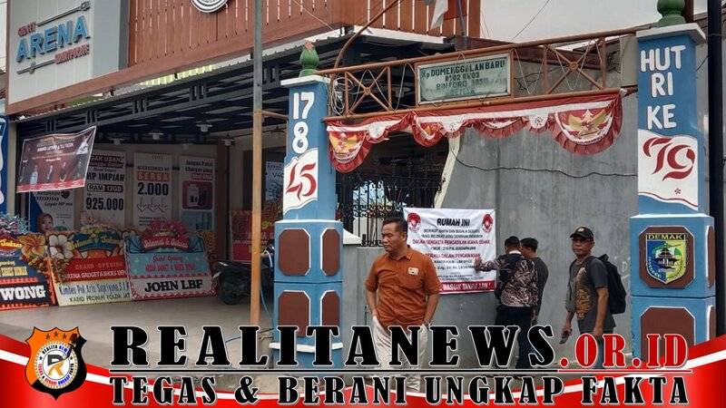 Sengketa Waris Toko Smartphone Arena di Demak Memanas